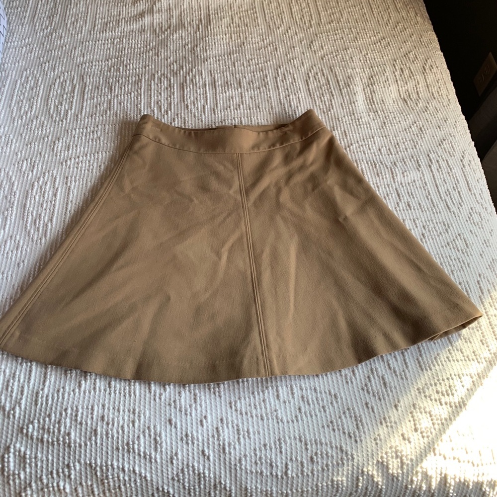 LOFT tan skirt